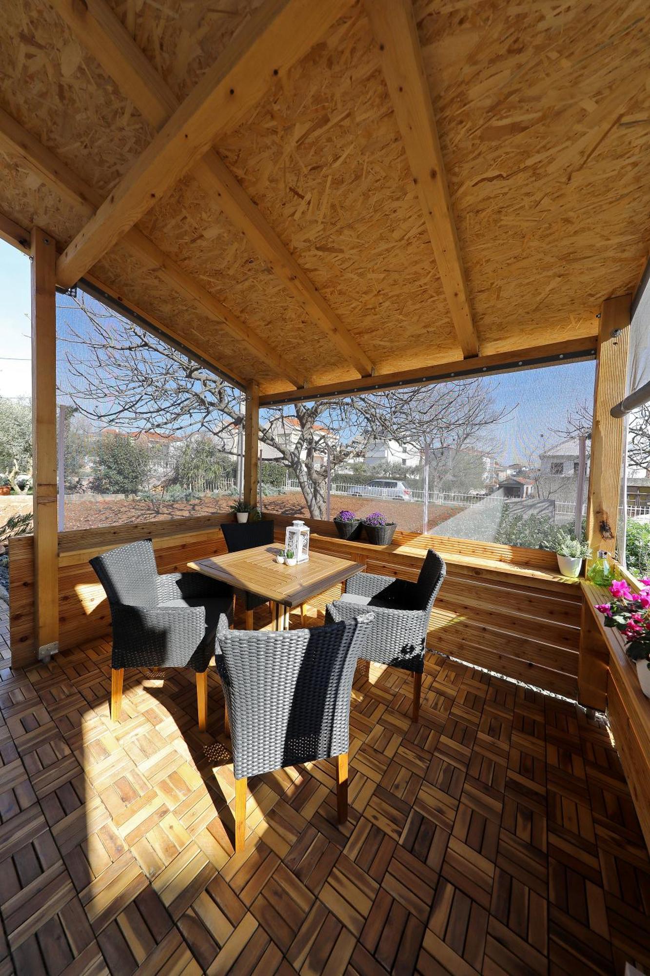 Studio Apartman Summer Flower ซาดาร์ ภายนอก รูปภาพ