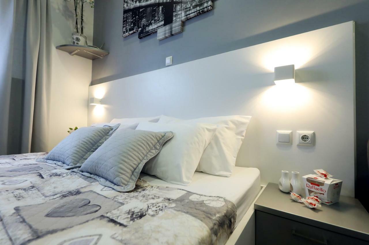 Studio Apartman Summer Flower ซาดาร์ ภายนอก รูปภาพ